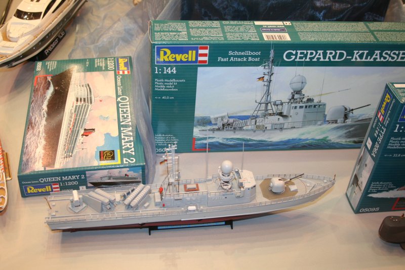Revell stand 5