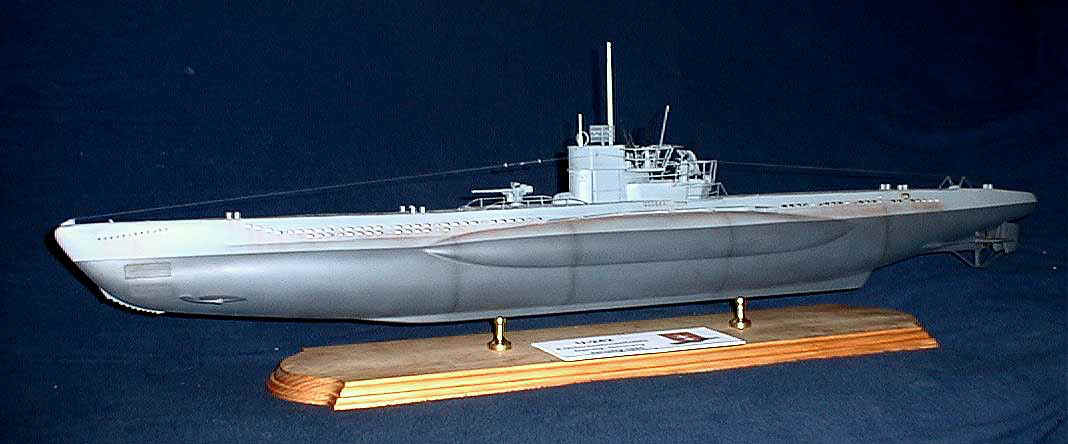 uboat01.jpg (49923 bytes)