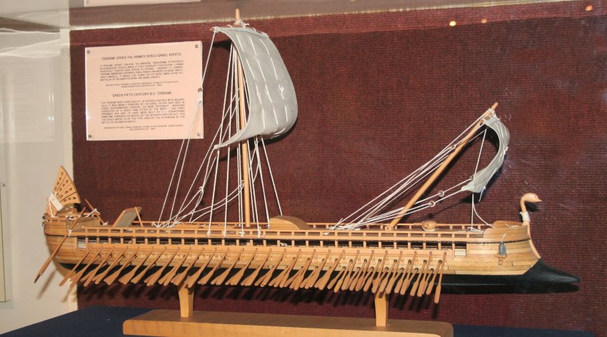 Greek_fith_CenturyBC_trireme