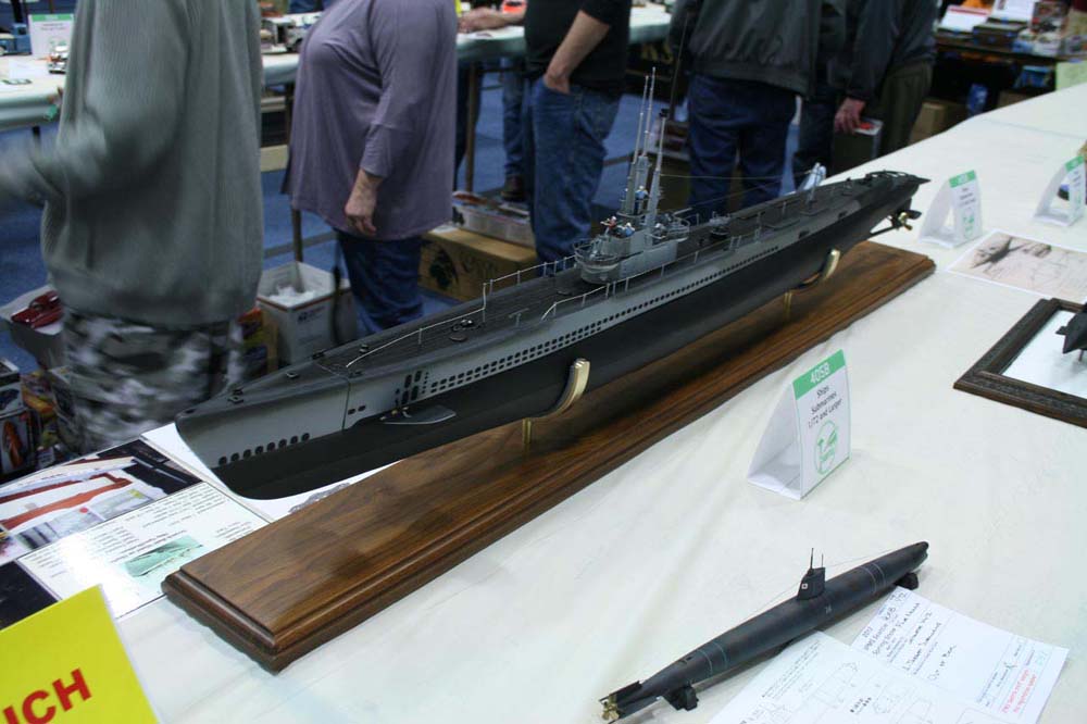 USS-Bowfin-1-72-Scratchbuilt-01