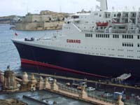 qe2-03