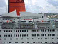 qe2-15