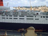 qe2-18