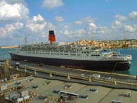 qe2-22