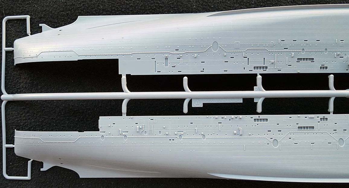 Sprue-A---Hull-close-1