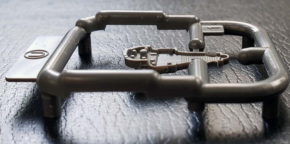 Sprue-U-3