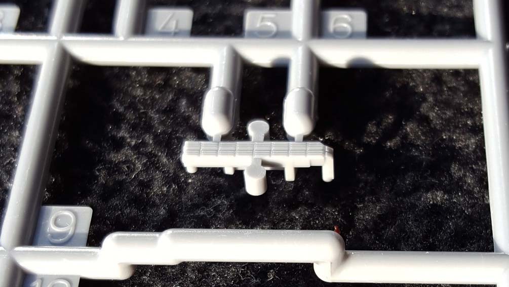 Sprue-N-Forward-Torpedo-Storage-Bay