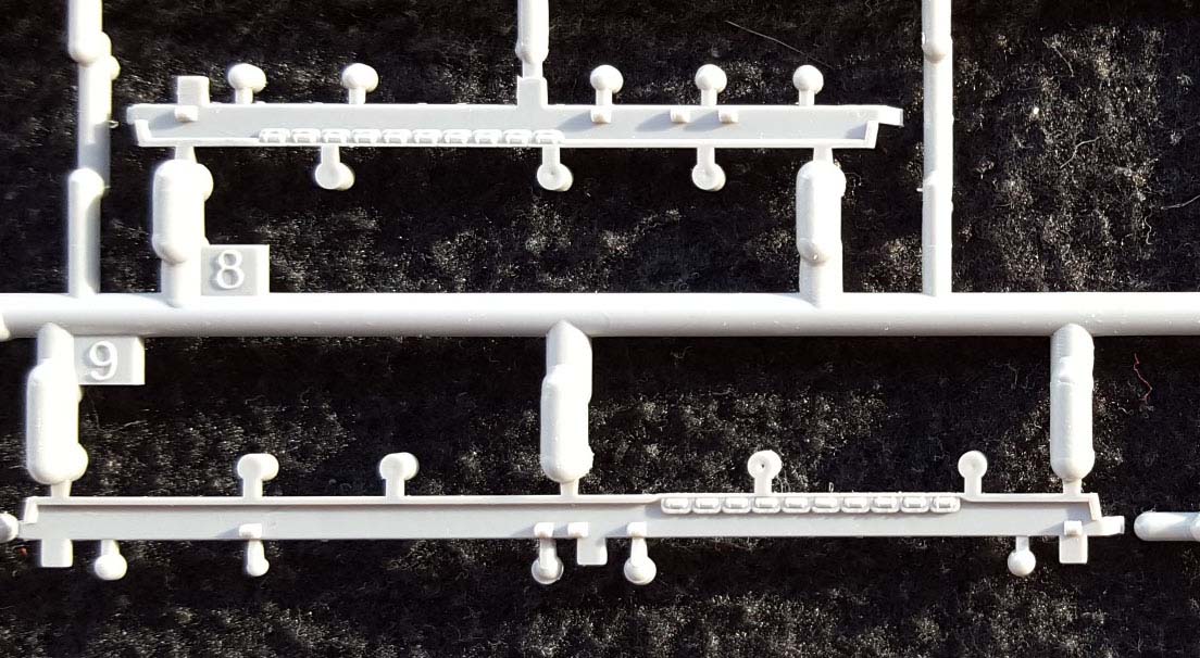 Sprue-D-catwalks-and-life-raft-cannisters