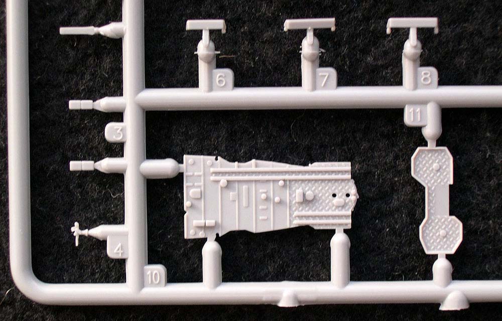 03-Sprue-C-quarterdeck-detail-